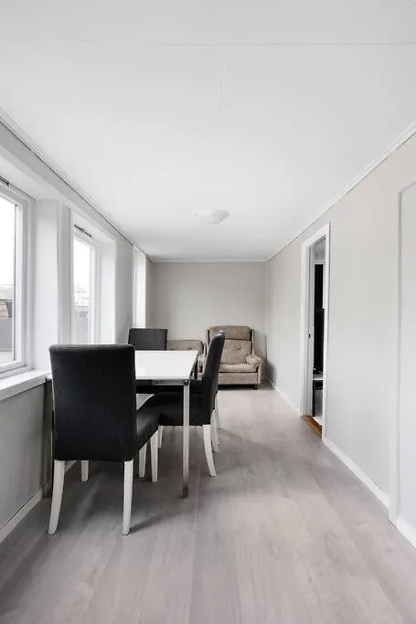 Apartamento Large Apt Very Central 4-5Br Bergen 0*,  Noruega